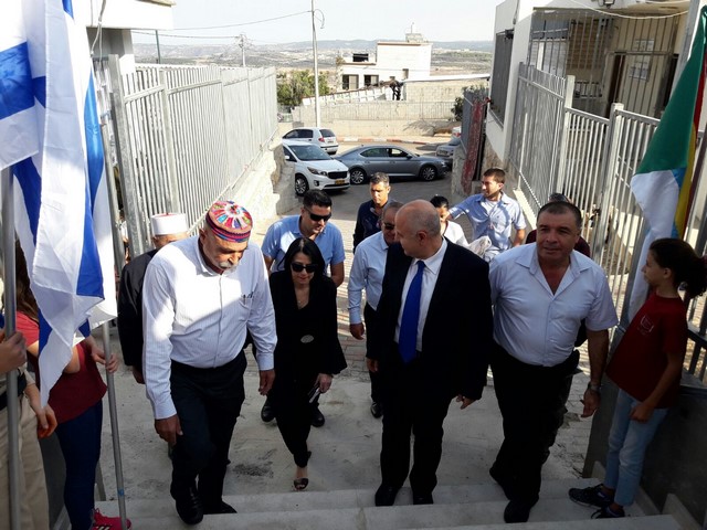  المدير العام لوزارة التعليم شموئيل أبواب يحلّ ضيفا على قرى ومدن الجولان في زيارة تاريخية 